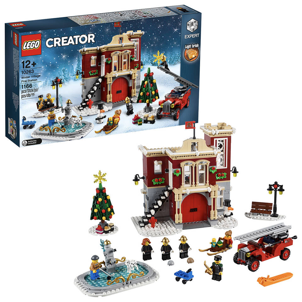 LEGO Creator brandweerkazerne in winterdorp 10263