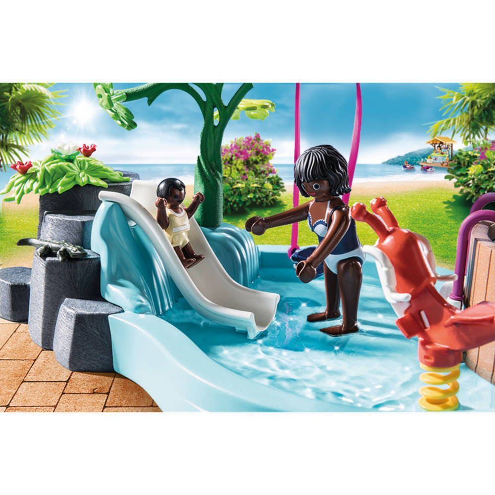 PLAYMOBIL Family Fun kinderzwembad met 70611