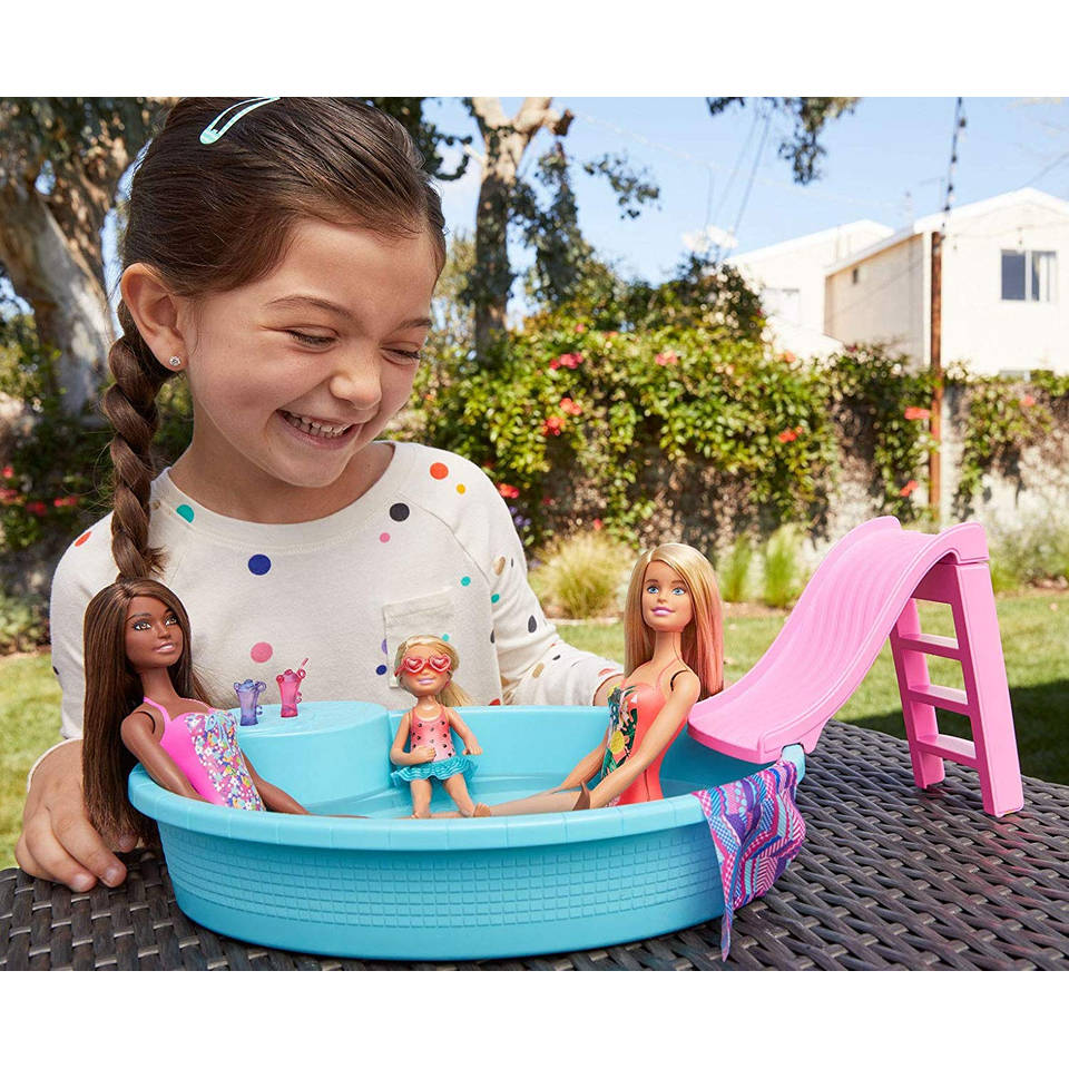 Gangster Opgewonden zijn Weiland Barbie zwembad met pop