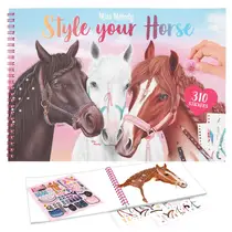 MISS MELODY STYLE YOUR HORSE KLEURBOEK