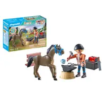 PLAYMOBIL World of Horses hoefsmid Ben en Achilles 71357