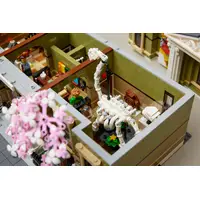 LEGO ICONS 10326 NATUURHISTORISCH MUSEUM