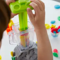 PLAY-DOH SMOOTHIE BLENDER SET