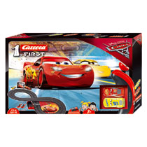 Racebaan kopen? Racebanen koop je online bij Intertoys! Racebaan kopen? Racebanen koop je online bij Intertoys!
