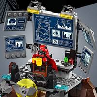 LEGO SH 76122 BATCAVE INVASIE CLAYFACE™