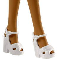 Barbie pop en schoenen assortiment productafbeelding 3