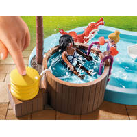 PLAYMOBIL Family Fun kinderzwembad met whirlpool 70611 Main Image - 4