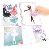 Create your TOPModel Ballet kleurboek met stickers Main Image - 2