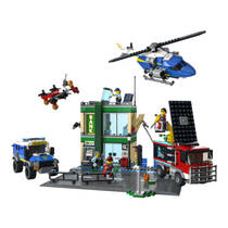 LEGO CITY 60317 POLICE CHASE AT THE BANK