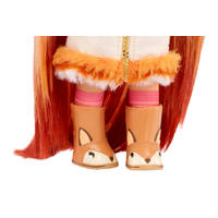 NA! NA! NA! SURPRISE CAMPING DOLL FOX