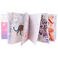 TOPModel Iceworld Create your Fantasy Friend kleur- en stickerboek productafbeelding 2