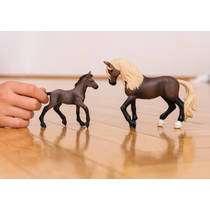 schleich HORSE CLUB Peruviaanse pasohengst 13952 productafbeelding 4