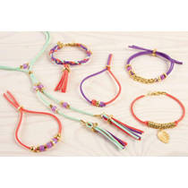 Make It Real suede armbandjes met bedeltjes maken set productafbeelding 4