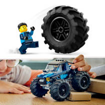 LEGO City blauwe monstertruck 60402 productafbeelding 9