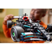 LEGO Technic Mercedes-AMG F1 W14 E Performance 42171 productafbeelding 8