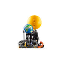LEGO Technic de aarde en de maan in beweging 42179 productafbeelding 6
