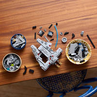 LEGO Star Wars Millennium Falcon 75375 productafbeelding 9
