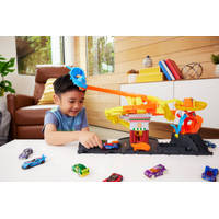 Hot Wheels Pizza Slam Cobra-aanval speelgoedvoertuig productafbeelding 3