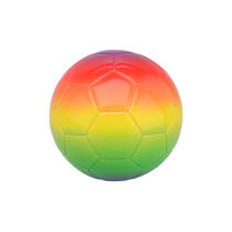 Regenboog voetbal - maat 5