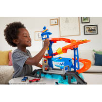 Hot Wheels ontsnap aan de haai speelset Main Image - 4