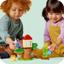LEGO DUPLO Peppa Pig tuin en boomhut 10431 productafbeelding 3