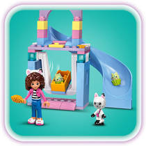 LEGO Gabby's Dollhouse Gabby's kittendagverblijf 10796 productafbeelding 3