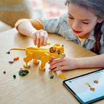 LEGO Disney Simba de Leeuwenkoning als welp 43243 productafbeelding 7