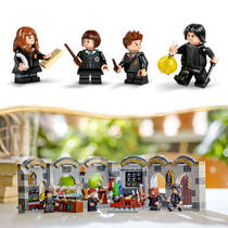 LEGO Harry Potter Kasteel Zweinstein: Toverdrankenles 76431 productafbeelding 4