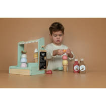 Little Dutch houten ijskraam productafbeelding 8