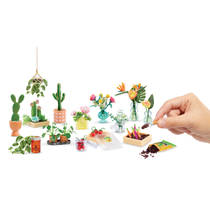 MGA's Miniverse Make It Mini Botanicals set productafbeelding 2