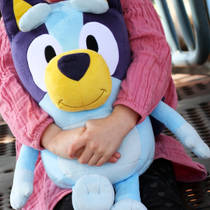Bluey pluchen knuffel Bluey - 45 cm productafbeelding 6