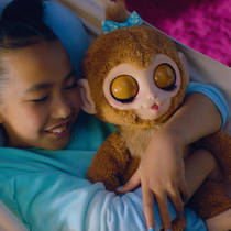 FurReal Peanut the playful monkey interactieve knuffel productafbeelding 8