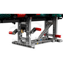LEGO Technic Emirates Team New Zealand AC75 jacht 42174 productafbeelding 4