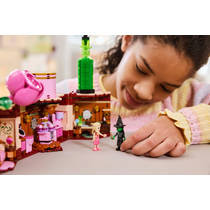 LEGO Wicked Glinda en Elphaba's slaapzaal 75683 productafbeelding 6