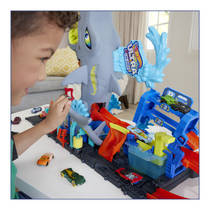 Hot Wheels City Haaienaanval in de autowasserette productafbeelding 8
