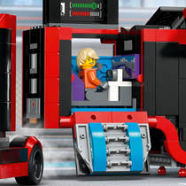 LEGO City F1 truck met RB20 en AMR24 F1 auto's 60445 productafbeelding 5