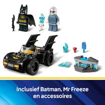 LEGO DC Batman en Batmobile vs. Mr. Freeze 76301 Main Image - 2