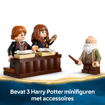 LEGO Harry Potter Kasteel Zweinstein: toverspreukenles 76442 Main Image - 3