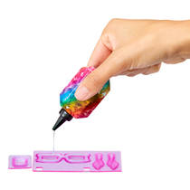 Rainbow High Creative Crystals pop Amaya Raine productafbeelding 6