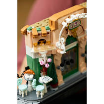 LEGO Icons Frans café 10362 productafbeelding 5