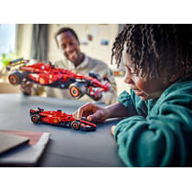 LEGO Technic Ferrari SF-24 F1 auto 42207 productafbeelding 7