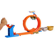 Hot Wheels Monster Trucks Loop-And-Flip Trophy Challenge Main Image - 3