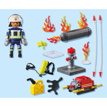 PLAYMOBIL Action Heroes brandweerman met waterpomp 71826 Main Image - 2