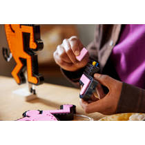 LEGO Art Keith Haring - Dansende figuren 31216 productafbeelding 6