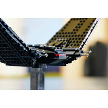 LEGO Star Wars Kylo Rens Command Shuttle 75406 productafbeelding 4