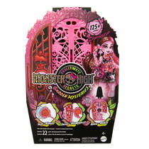 Monster High Skulltimate Secrets Draculaura pop + kledingkast productafbeelding 9