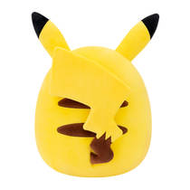 Pokémon Squishmallows Pikachu knuffel - 25 cm productafbeelding 3