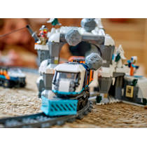 LEGO City onderzoekstrein op de Noordpool 60470 productafbeelding 2