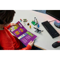 LEGO Fortnite Peely en Sparkplugs kamp 77075 productafbeelding 6