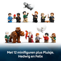 LEGO Harry Potter Kasteel Zweinstein: de Hoofdtoren 76454 productafbeelding 5